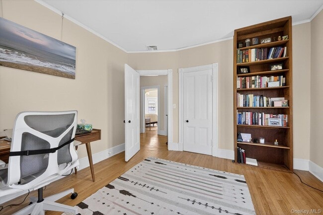 Building Photo - 22 High St