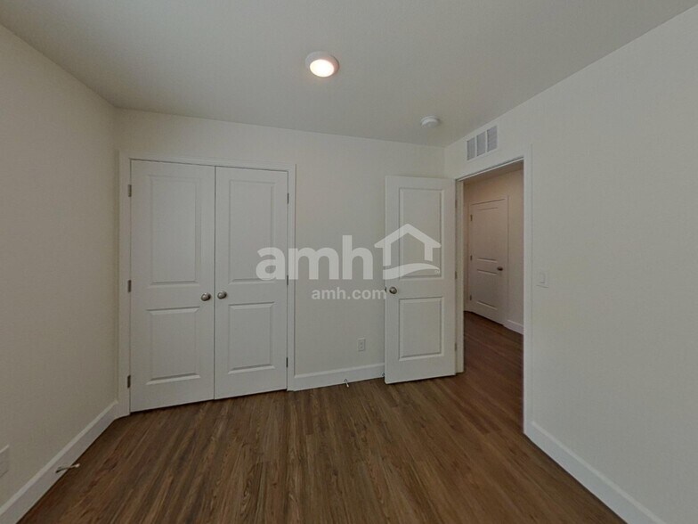 Building Photo - 96 Cabaletta Ln
