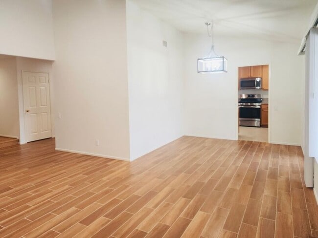 Building Photo - 23581 Via Calzada