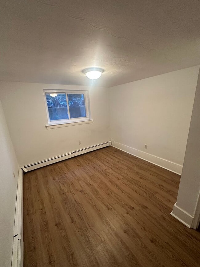Building Photo - 2bed in Brighton