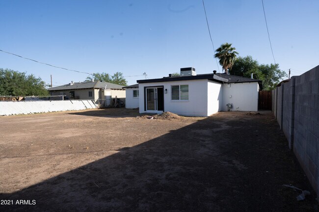 Building Photo - 4724 W Monterosa St