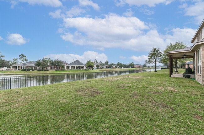 Building Photo - 9634 Lansing Meadows Dr