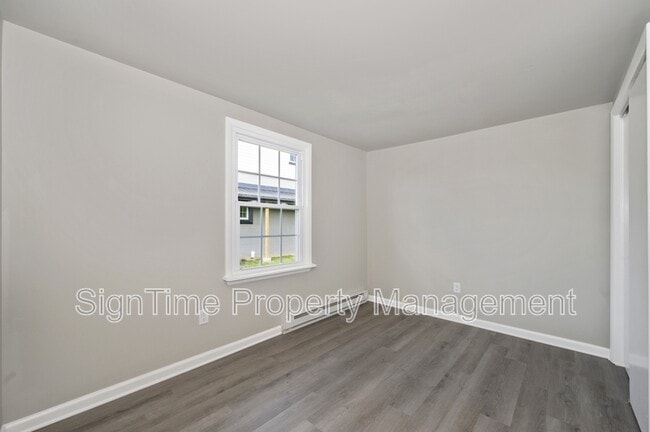 Building Photo - 15207 National Pike