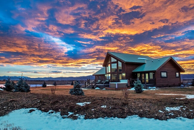 Building Photo - 4535 Roxanne St