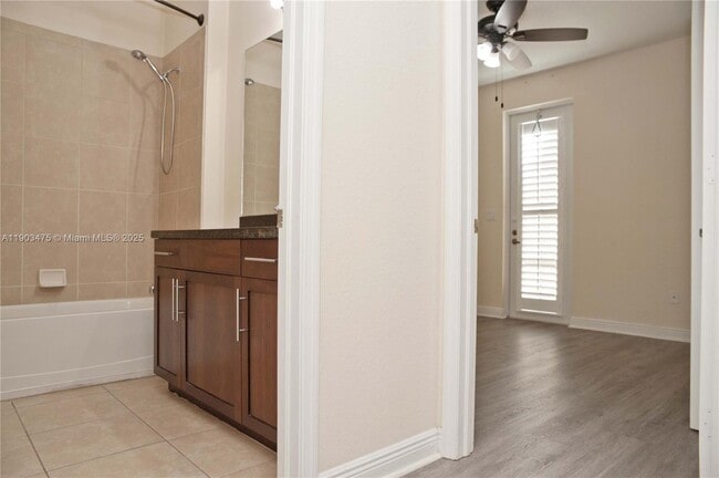 Building Photo - 14620 SW 15th St