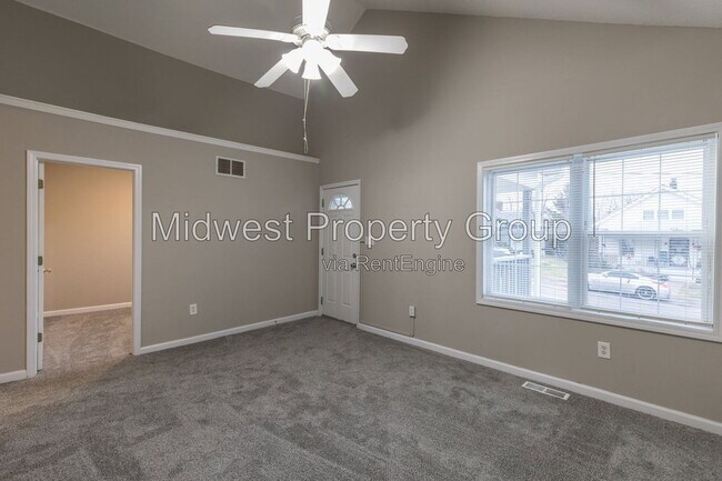 Building Photo - 2986 Kincaid Ave