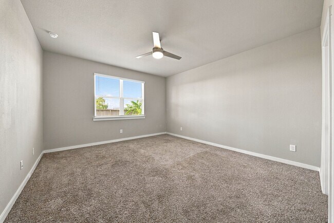 Building Photo - 2807 Chancery Summit Ct