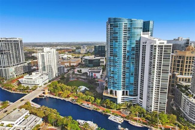Building Photo - 333 Las Olas Way