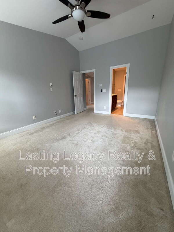 Building Photo - 959 Silver Leaf Dr