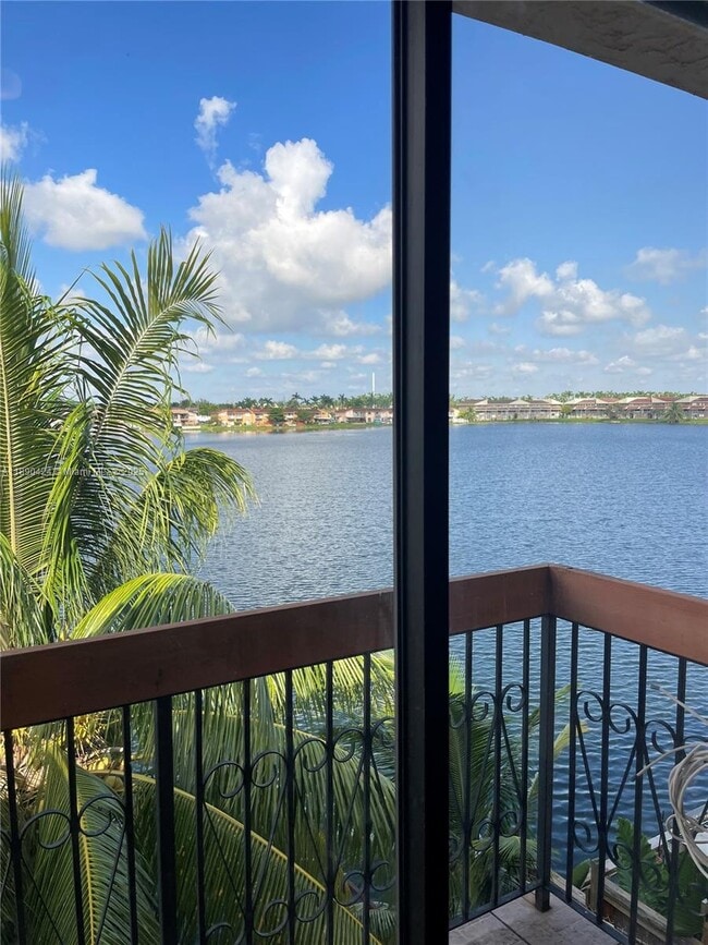 Building Photo - 5650 W 26th Ct