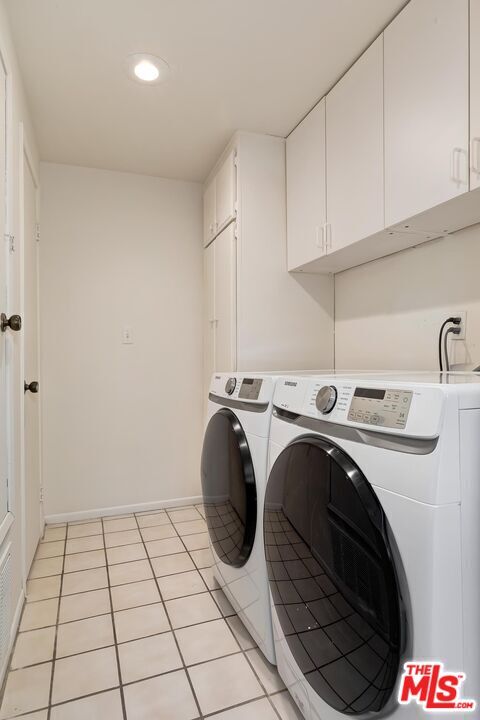 Building Photo - 1201 S Roxbury Dr