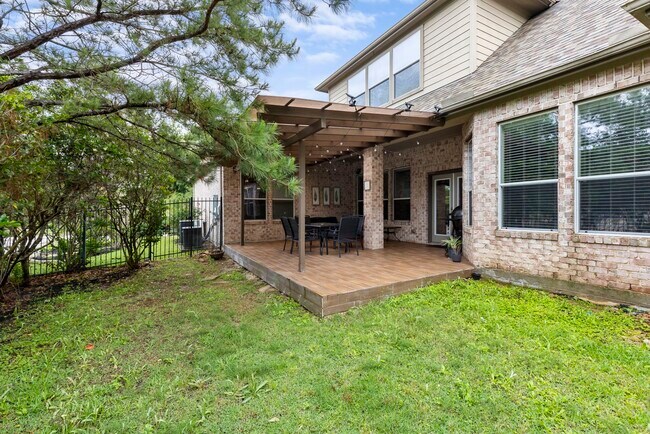 Building Photo - 19 Driftdale Pl