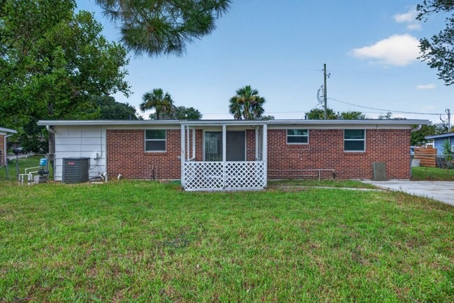 Building Photo - 87 Saratoga Cir S