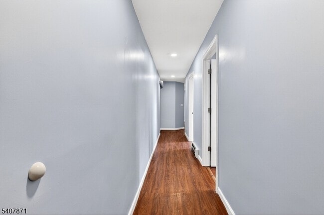 Building Photo - 1582 Irving St