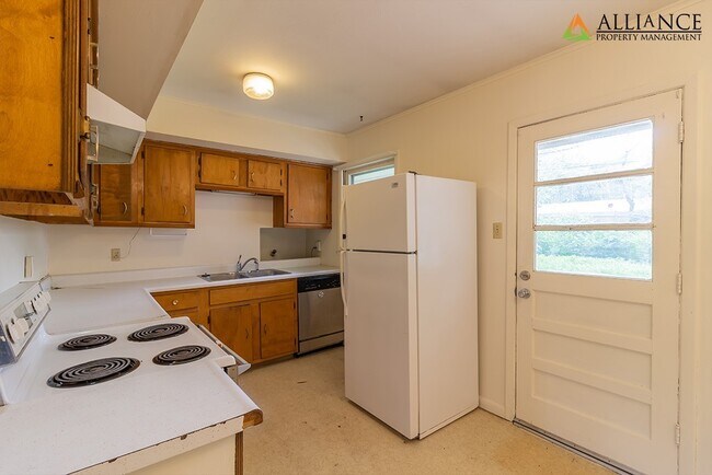 Building Photo - 1533 Pipher Ln