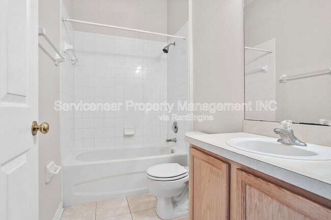 Building Photo - 31022 Bridgegate Dr
