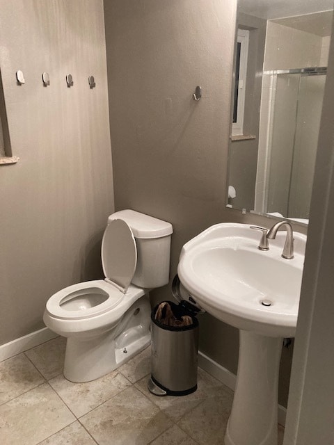 Shout Bedroom: toilet and sink - 14775 W 30th Pl