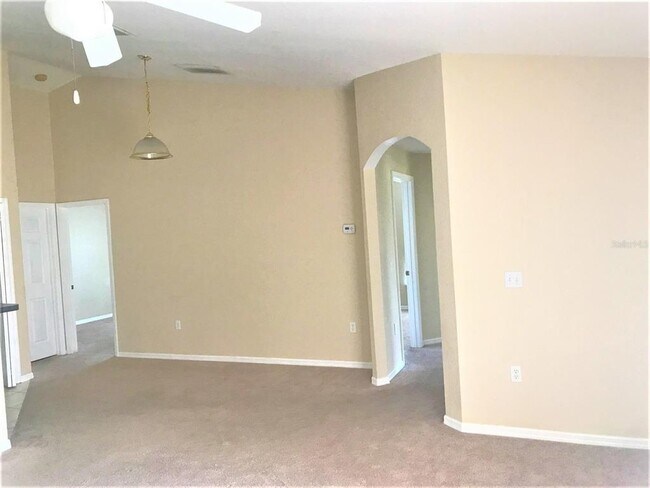 Building Photo - 3480 Hawkin Dr