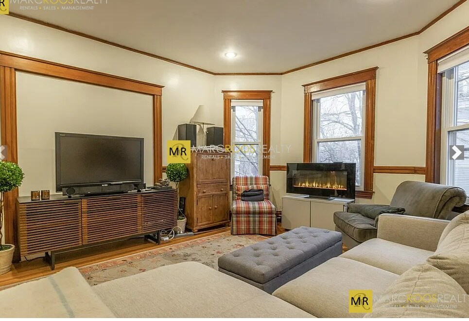 Building Photo - 236 Concord Ave