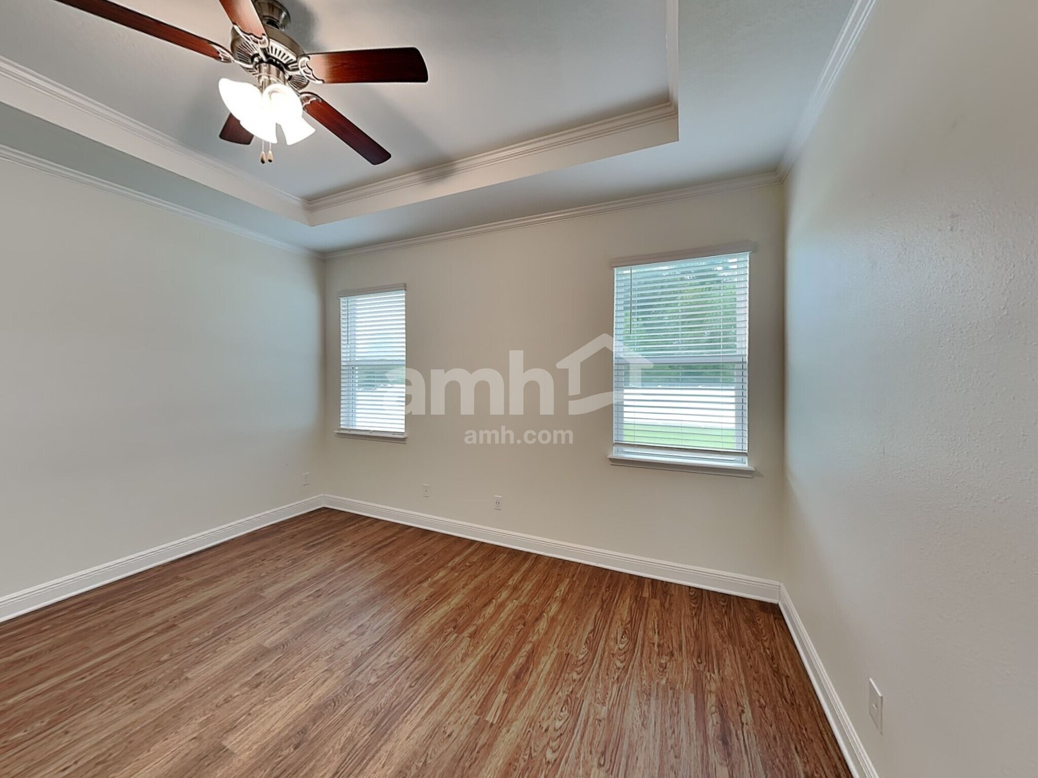 Building Photo - 1355 Celery Ave