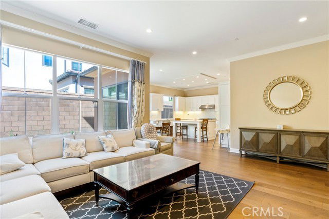 Building Photo - 71 Brixton