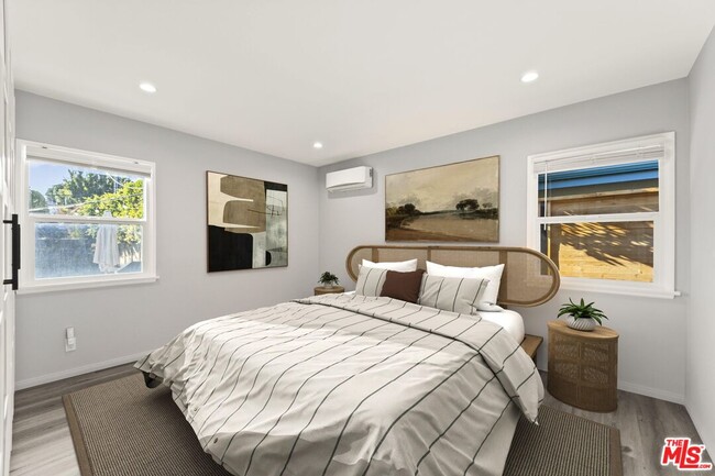 Building Photo - 2654 33rd St