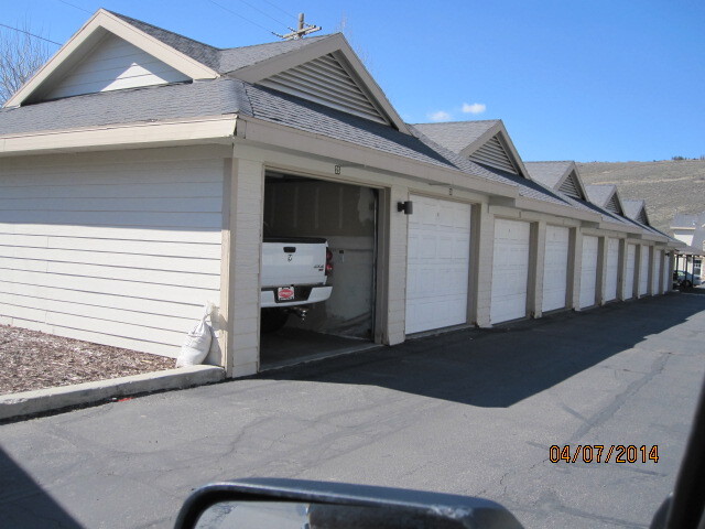 Building Photo - 900 Bitner Rd