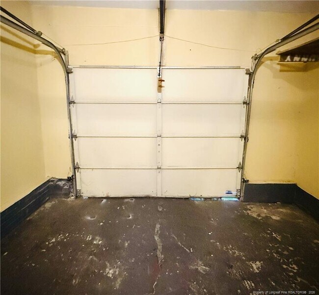 Building Photo - 210 Tiverton St