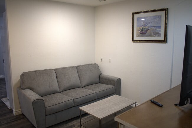 Building Photo - 3324 W Ave J-10