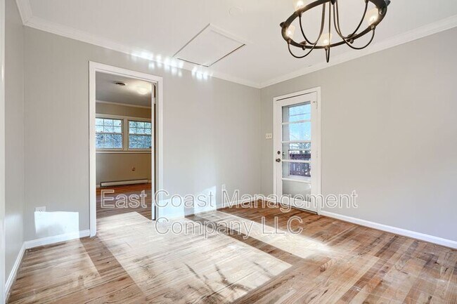 Building Photo - 7071 Pindell School Rd