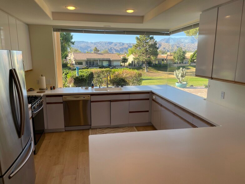 Building Photo - 45 Pebble Beach Dr