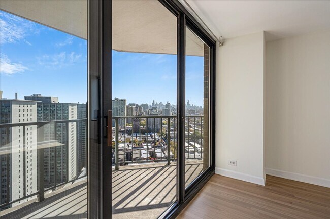 Building Photo - 3660 N Lake Shore Dr