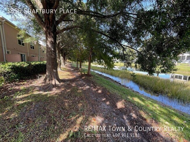 Building Photo - 3855 Shaftbury Pl