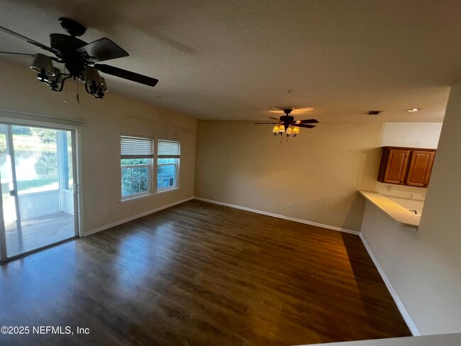 Building Photo - 1831 Biscayne Bay Cir