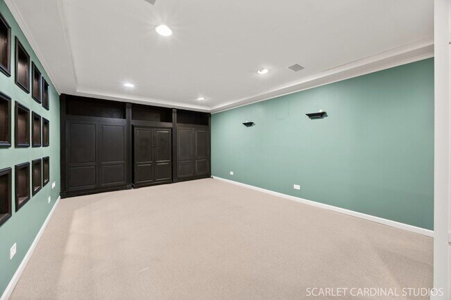 Building Photo - 2783 Hillsboro Blvd