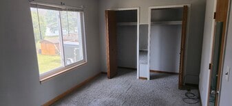 Building Photo - 33990 Edna St