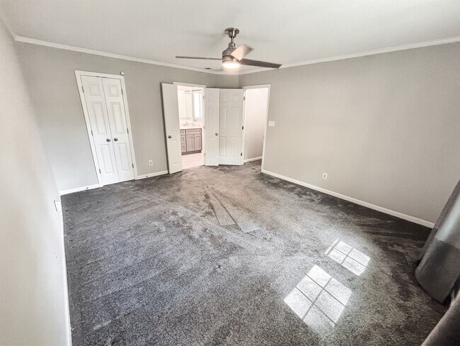 Building Photo - Beautifully Updated 4-Bedroom Home in Top-Rated Walton High District