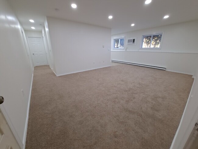 Building Photo - 101 South St