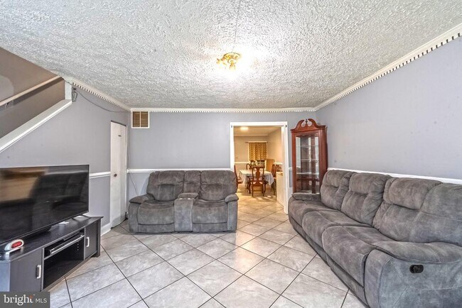 Building Photo - 9832 Buckner Rd