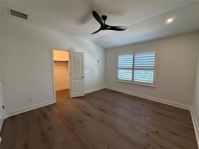 Building Photo - 7801 Aria Loop