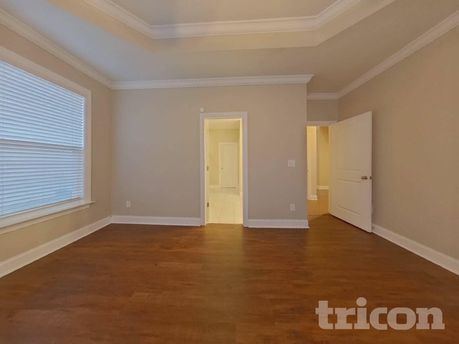 Building Photo - 1990 Woodmont Dr