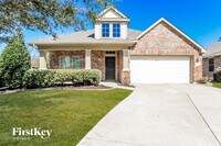 Building Photo - 324 Highland Fairway Ln