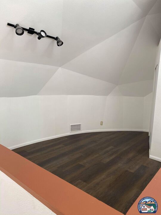 Building Photo - 1403 Orchard Rd