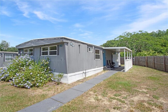 Building Photo - 26 Forest Dr