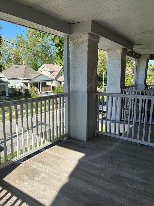 Building Photo - 1115 E 41st St