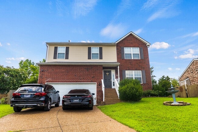 Building Photo - 7020 Timber Oak Dr