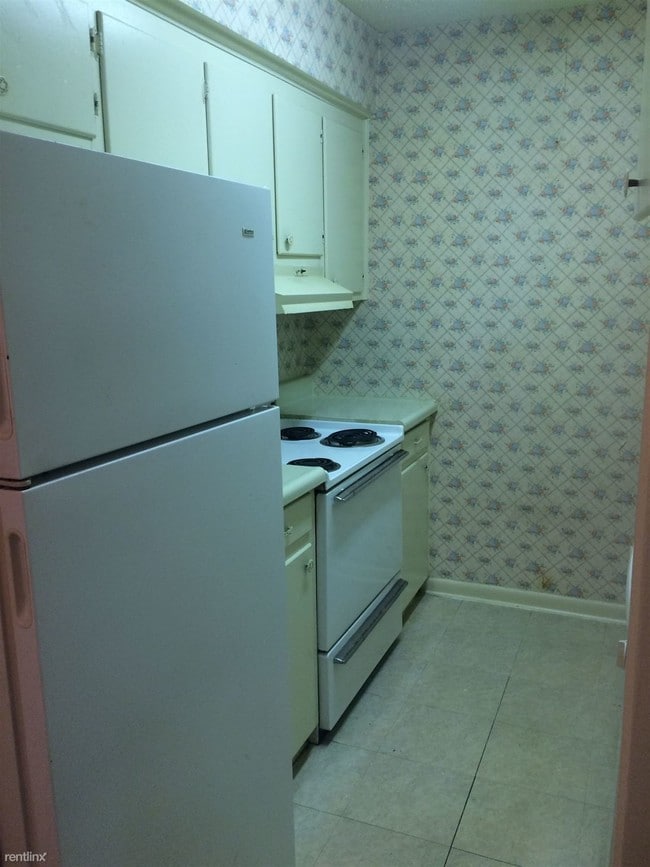 Building Photo - 21 Northgate Dr