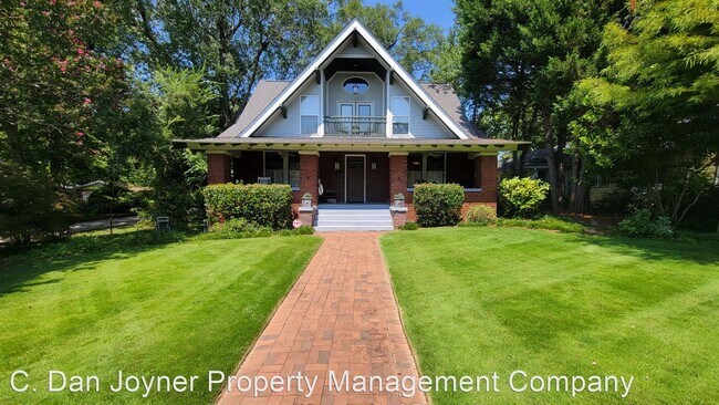 Primary Photo - 5 br, 3.5 bath House - 108 W Prentiss Ave