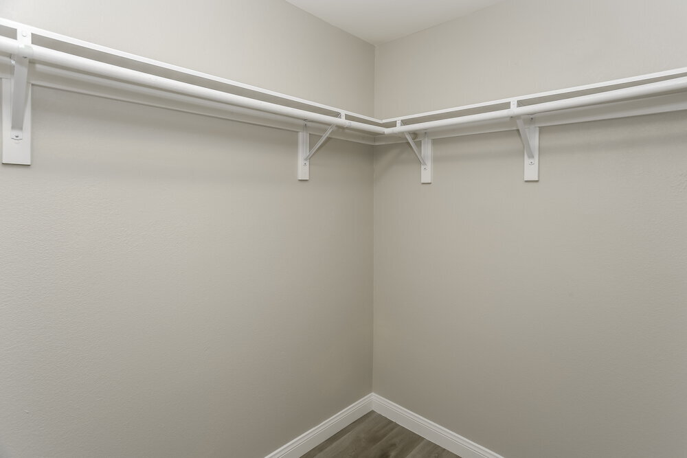 Building Photo - 8724 Honey Vine Ave