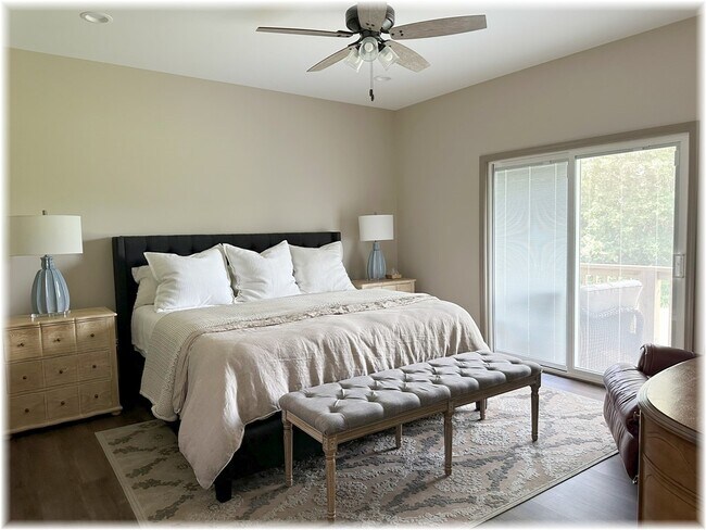 Building Photo - 304 Cottage Hl Ct